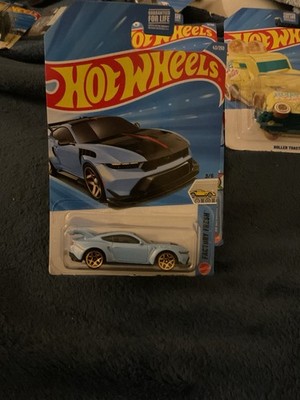 Hot Wheels 1:64 Diecast Factory Fresh Toyota Supra Blue Black Gold Car