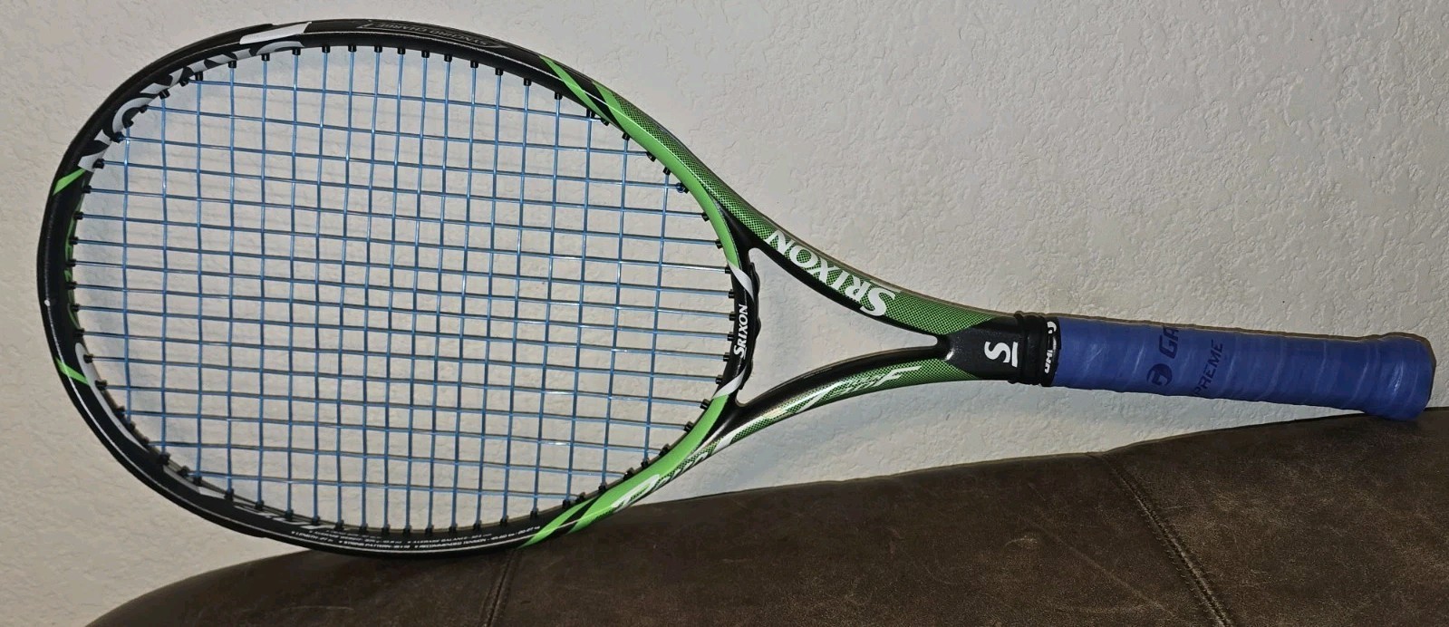 Used tennis racket SRIXON REVO CV3.0 F-TOUR model (G2)SRIXON