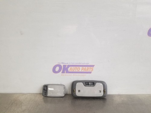 98 1998 TOYOTA LANDCRUISER REAR OVERHEAD ROOF MAP LIGHT SET GRAY