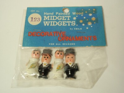 Vtg Hand Painted Wood Midget Widgets: Bride Groom
