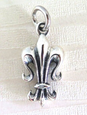 FLEUR DE LIS SOLID STERLING 925 SILVER PENDANT