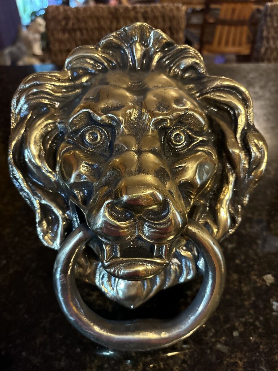 Vintage Solid Brass Lion's Head Door Knocker Vintage Solid Brass Lion's Head Door Knocker