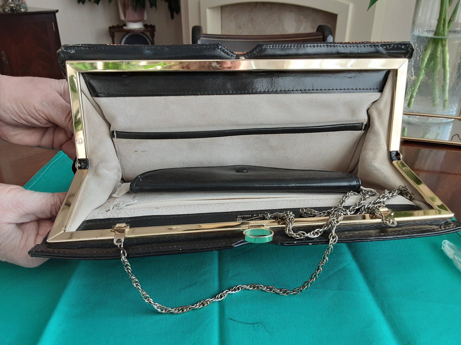 Picture 4 of 4