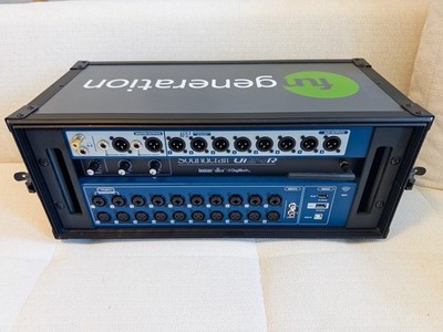 Soundcraft Ui24R 24-Kanal Digitales Mischpult mit 4HE Rackkoffer