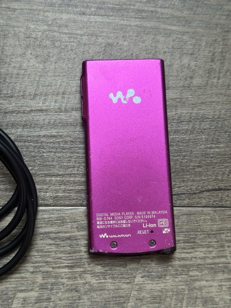 Sony Walkman NW-S744 Digital Media MP3 Player 8GB English Version