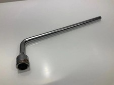 MERCEDES-BENZ CLS C219 Radschl&uuml;ssel 2215810001 A2215810001 3.00 Diesel 35376815