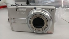FUJIFILM FinePix J50 Digital Camera 8.15MP 5x Zoom SDHC 32GB Used