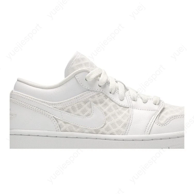 Mujer Air Jordan 1 Baja Respiración Triple Blanco DC9508-100 Foto 2 de 4