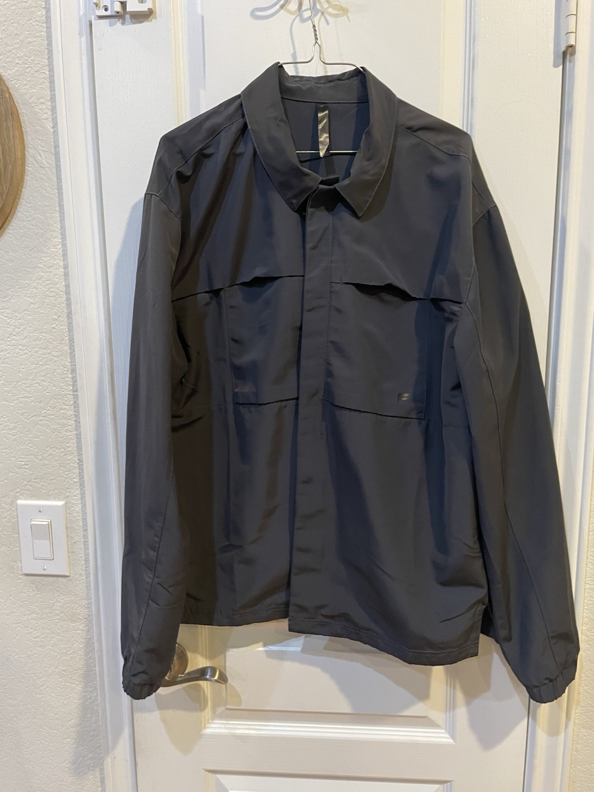 Fabletics Outpost Jacket Size Large, Black. Snap … - image 4