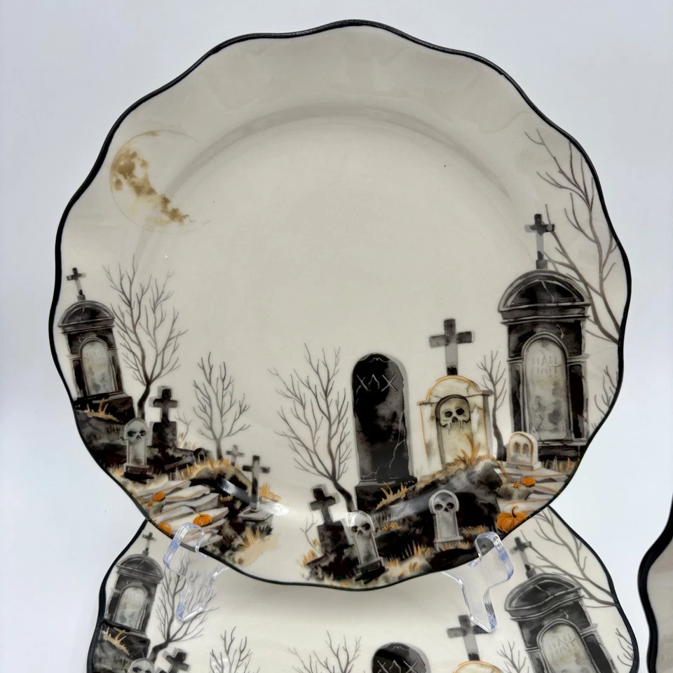 Juego de 4 platos de cena de cementerio de Halloween Potter's Studio decoración de otoño espeluznante Foto 2 de 4