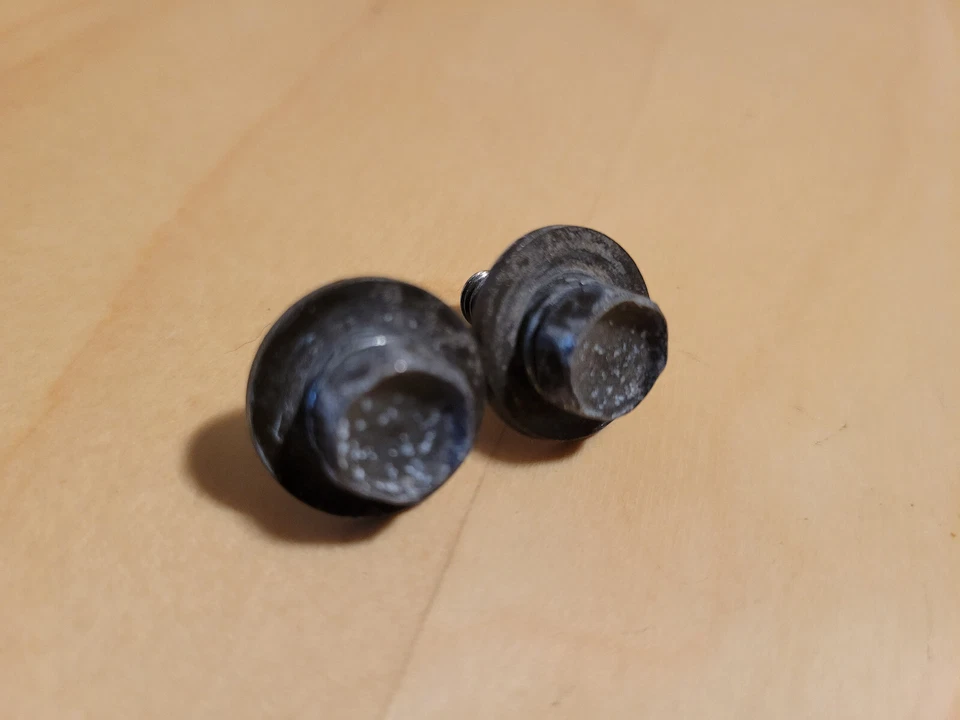 PESTILLO TAPA MALETERO HONDA ACURA STRIKER CATCH CIVICCORD S2000 TL CON PERNOS Foto 3 de 3