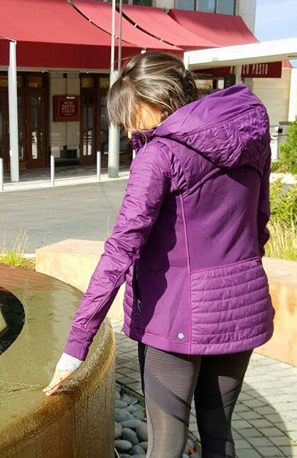 Lululemon First Mile Jacket size 4 Darkest Magenta NWT Purple