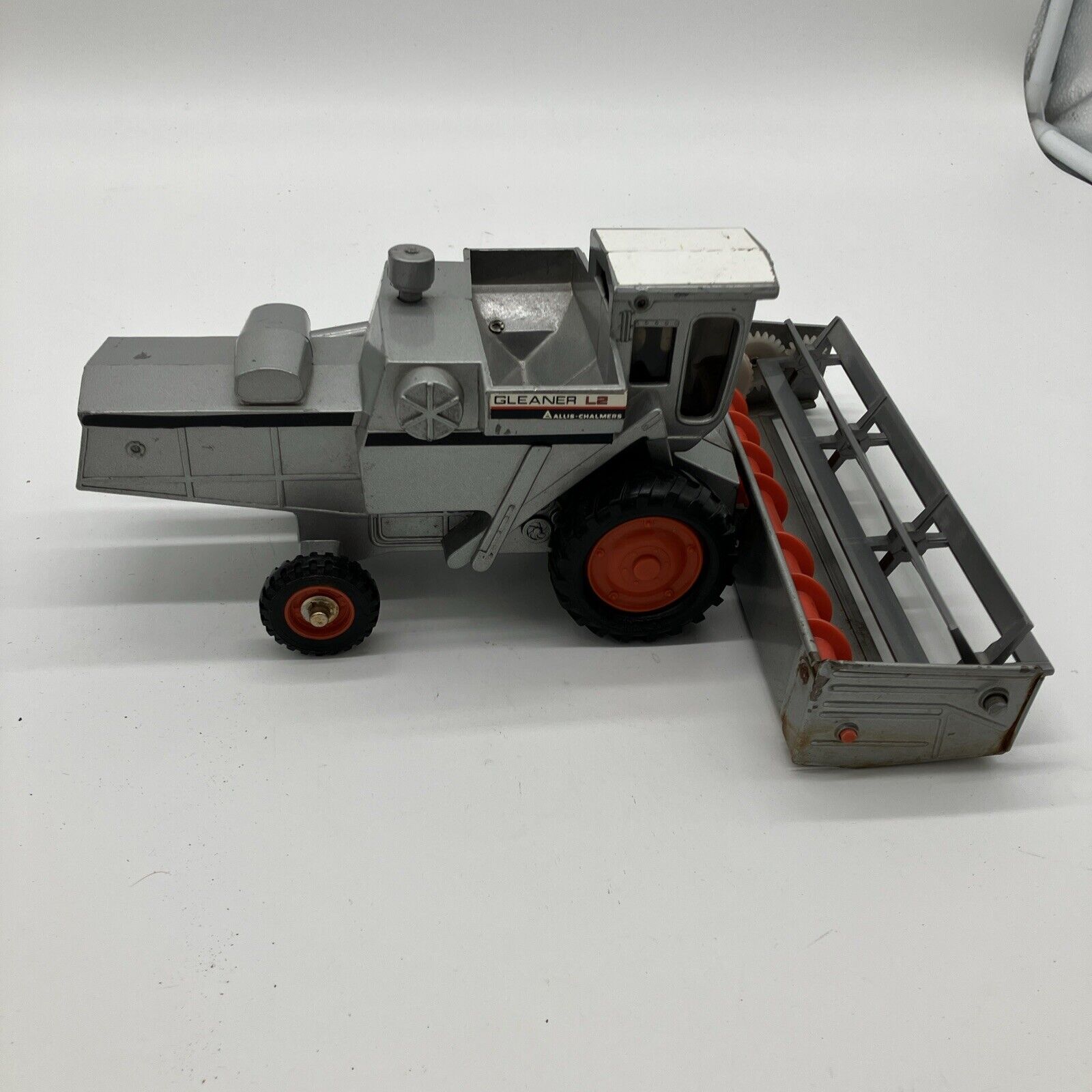 Picture 4 of 9