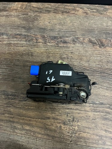 VW T5 Polo IV 9N Türschloss Tür Schloss VL Vorne Links 3B1837015AM