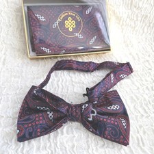Bow tie Paisley Pre-Tied Bowtie and Handkerchief Red Blue Wedding Set