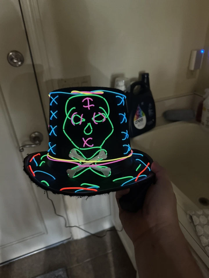 Шляпа Voodoo King неоновая светодиодная проводная подсветка головной убор для Хэллоуина и вечеринок - Изображение 2 из 4