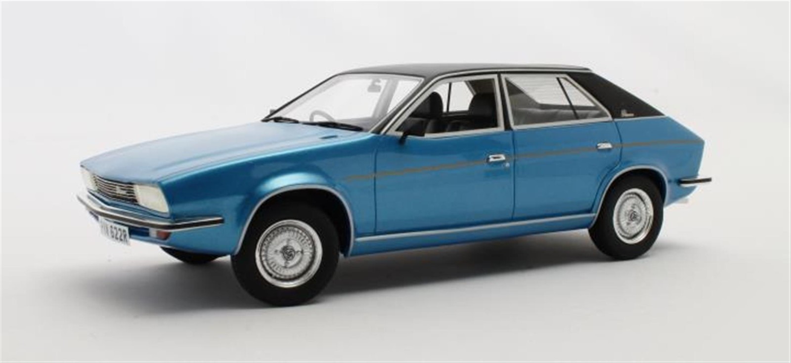 Austin Princess 2200 HLS miniature 1:18 en métal Astral Blue Cult Scale CML139-3