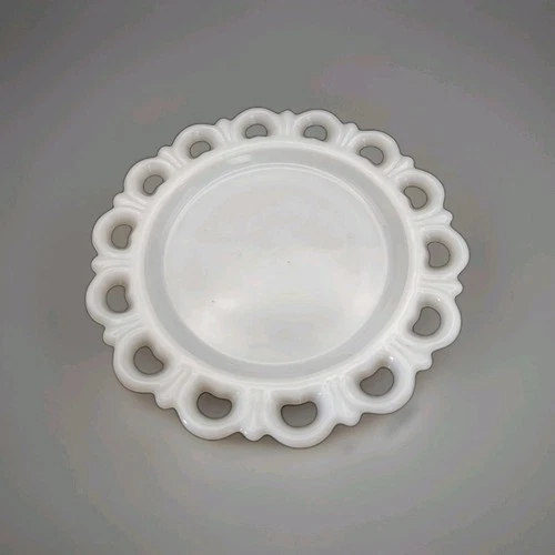 2 VTG Anchor Hocking Old Colony Scalloped Open Lace White Milk Glass 2 Plates