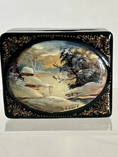 Russische Fedoskino Lackschatulle signiert handbemalt Winterlandschaft Szene 