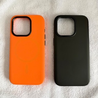 RhinoShield SolidSuit MagSafe Case Black/Orange Combo iPhone 15 Pro USED