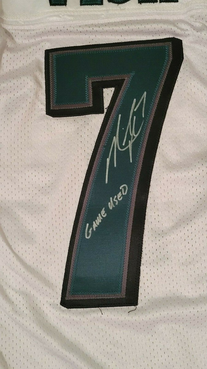 Game Used/Worn Philadelphia Eagles Signed Mike Vick #7 Reebok