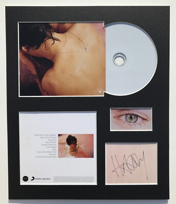 HARRY STYLES - Signed Autographed - HARRY STYLES - Album Display