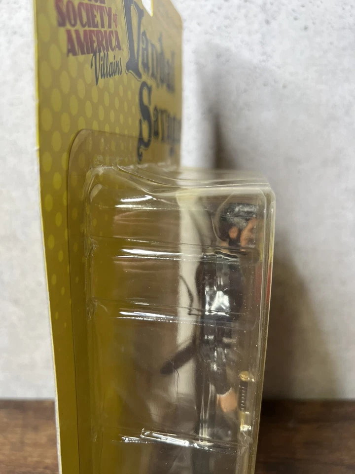 Figura de acción DC Direct Justice Society of America Villains Vandal Savage sellada Foto 3 de 4