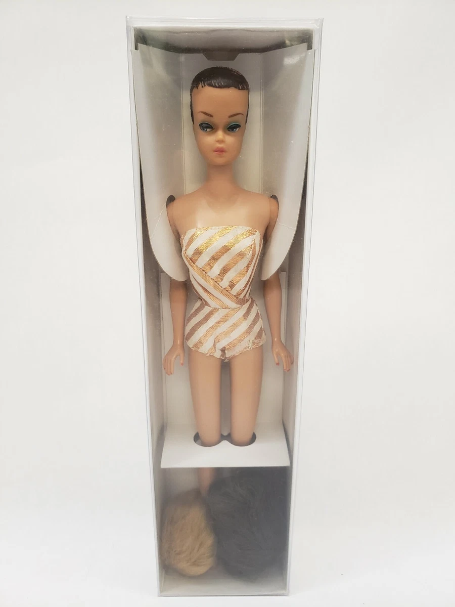 Vintage Original  Barbie Fashion Queen With Wigs & Outfit