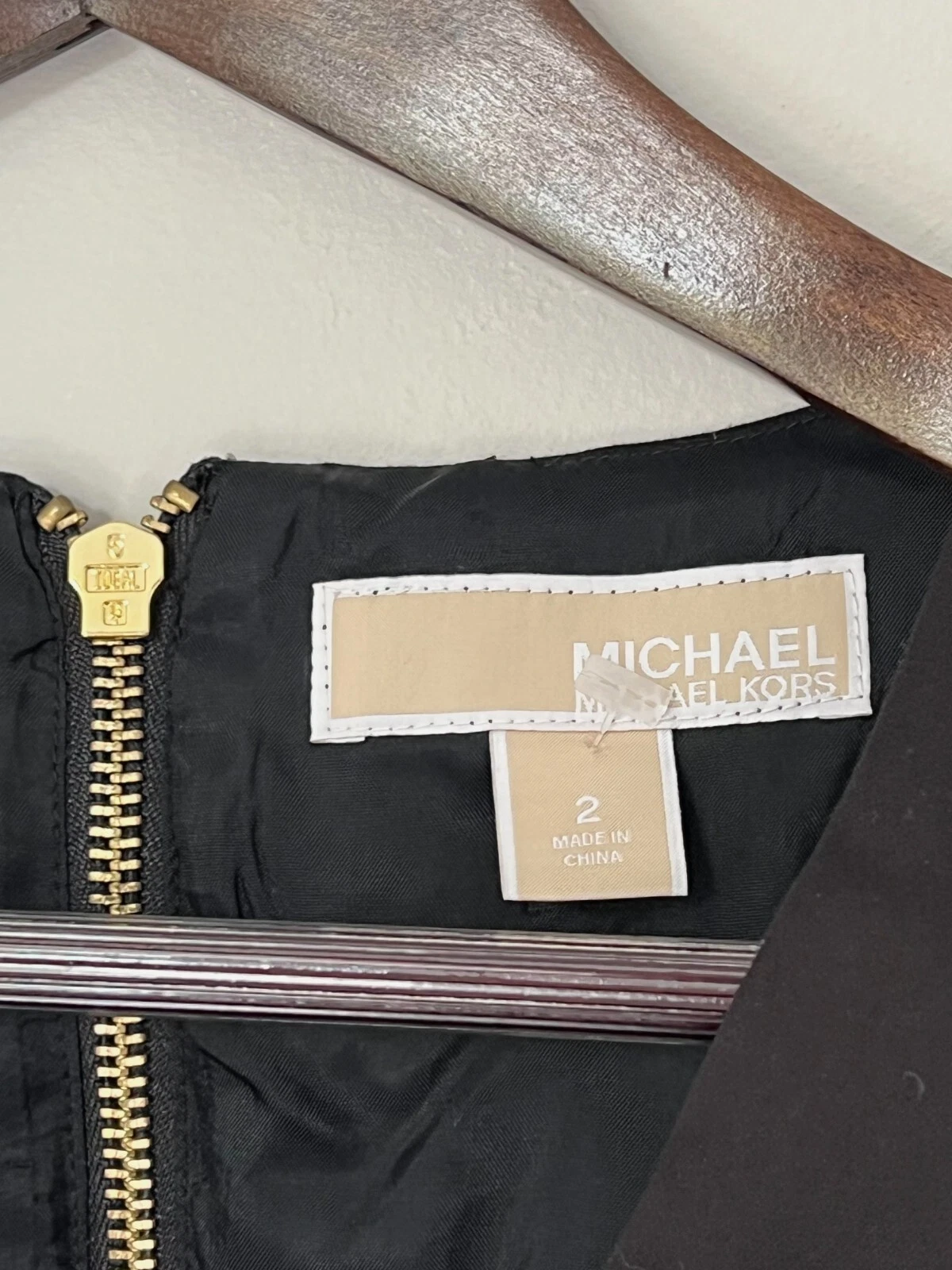 Abito donna nero scollo a V Michael Kors taglia 2 nuovo senza etichette