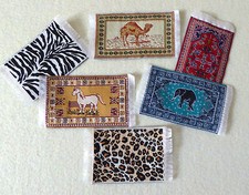 Teppich Mini Puppenstube Tier Tiger Elefant  Kamel Pferd Miniatur 1:12  8x4,5cm 