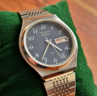 Original Orient Quartz H569639 Vintage Herren Uhr Blau Edelstahl Retro