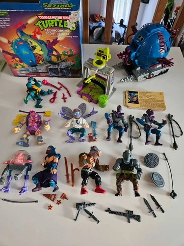 Vintage TMNT Lot 9 Figures Plus Vehicles