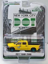 GreenLight 1:64 2017 Ram 2500- New York City Department of Transportation Pickup