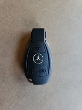 Factory Original Genuine Mercedes Benz Metris 3 Button Remote Key IYZDC12B