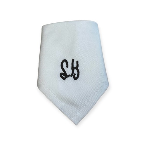bestickte Serviette mit Monogramm für den festlichen Esstisch personalisiert - Bild 27 von 28