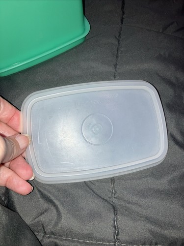 Vintage Tupperware #1243-6 Green Shelf Saver Container w/ #1244-8 Clear Lid - Picture 9 of 10
