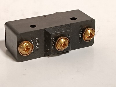 Lot of 3 Honeywell Micro Switch BZ2RDA2, Basic Snap Action Sensor and Switch