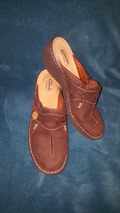 clarks artisan mules