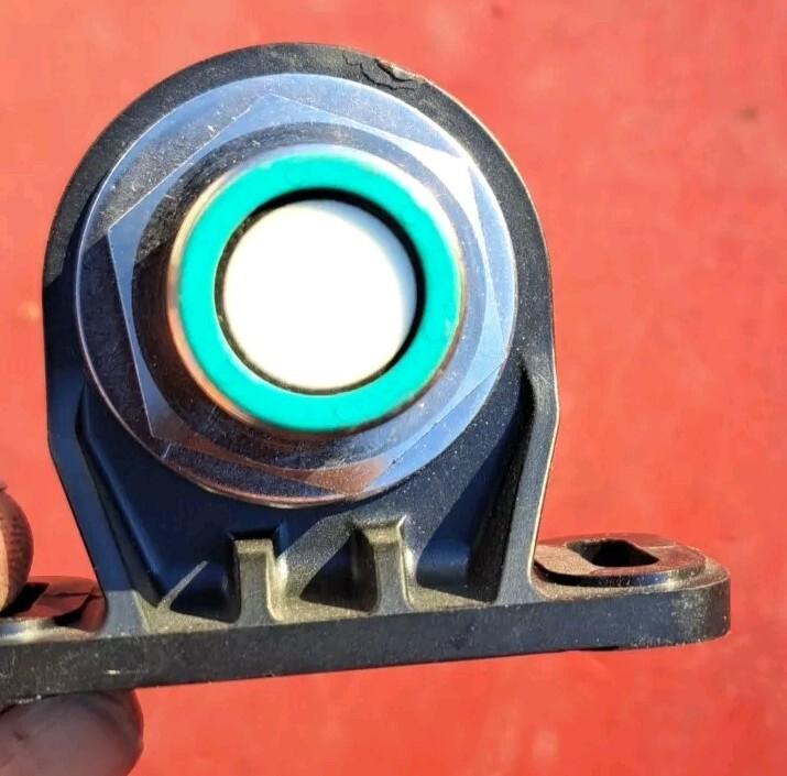 New In Box KEYENCE FW-H07 Ultrasonic Distance Measuring Sensor