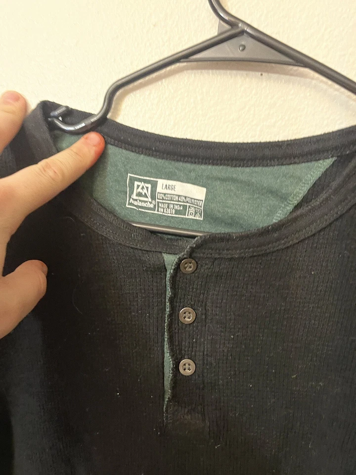 Camiseta Avalanche Térmica Henley Elastizada L/S Waffle Usada en Excelente Condición Para Hombre Talla L Negra Foto 3 de 4