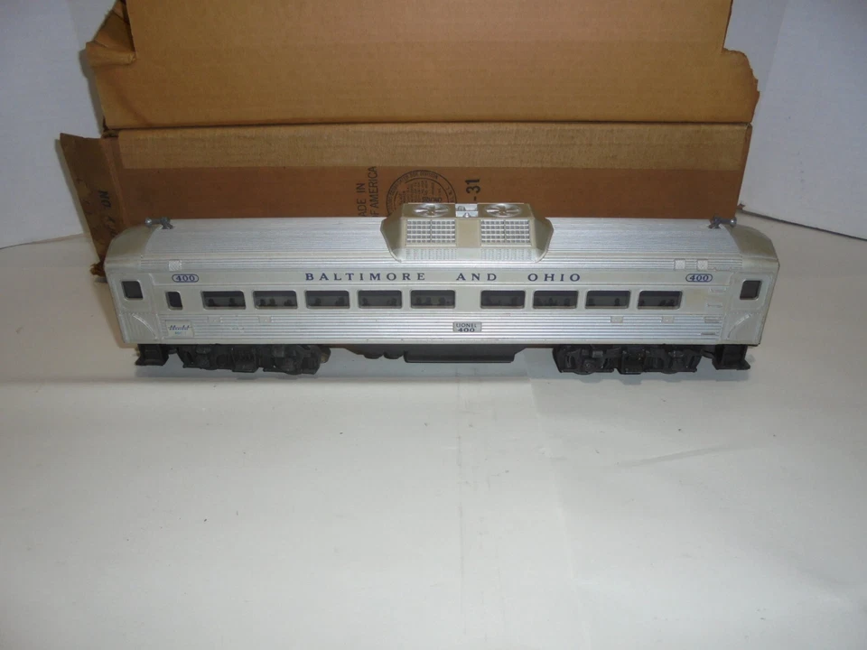 LIONEL RDC 400 POWERED BUDD CAR FOR YOUR ELEVATED SYSTEM MOTORIZED WITH BOX O GA - Image 4 of 4