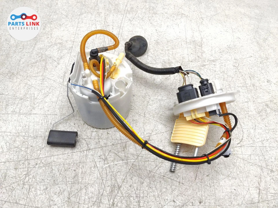 Range Rover Velar 2018 bomba de combustible trasera tanque de gasolina unidad transmisora montaje 2,0 3,0 L560 Foto 2 de 4