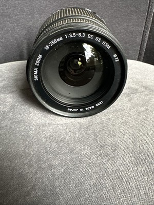 Sigma DC 18-250mm f/3.5-6.3 OS HSM DC Lens For Nikon + Hood