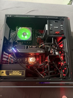 Gaming PC mit einer AMD Radeon RX5700XT + AMD Ryzen 7 3700X + 1 TB SSD