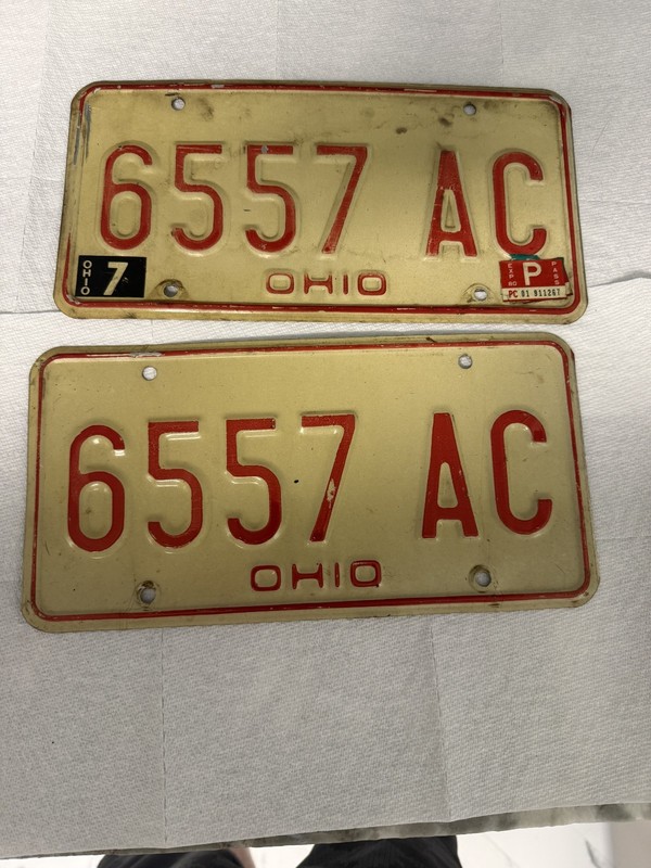 Vintage 1980 Ohio License Plate Tag Matching Pair 2 Piece Lot Tag Number 6557 AC