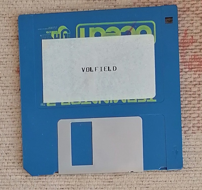Commodore Amiga disk with working labeled titles - for use as blank disk