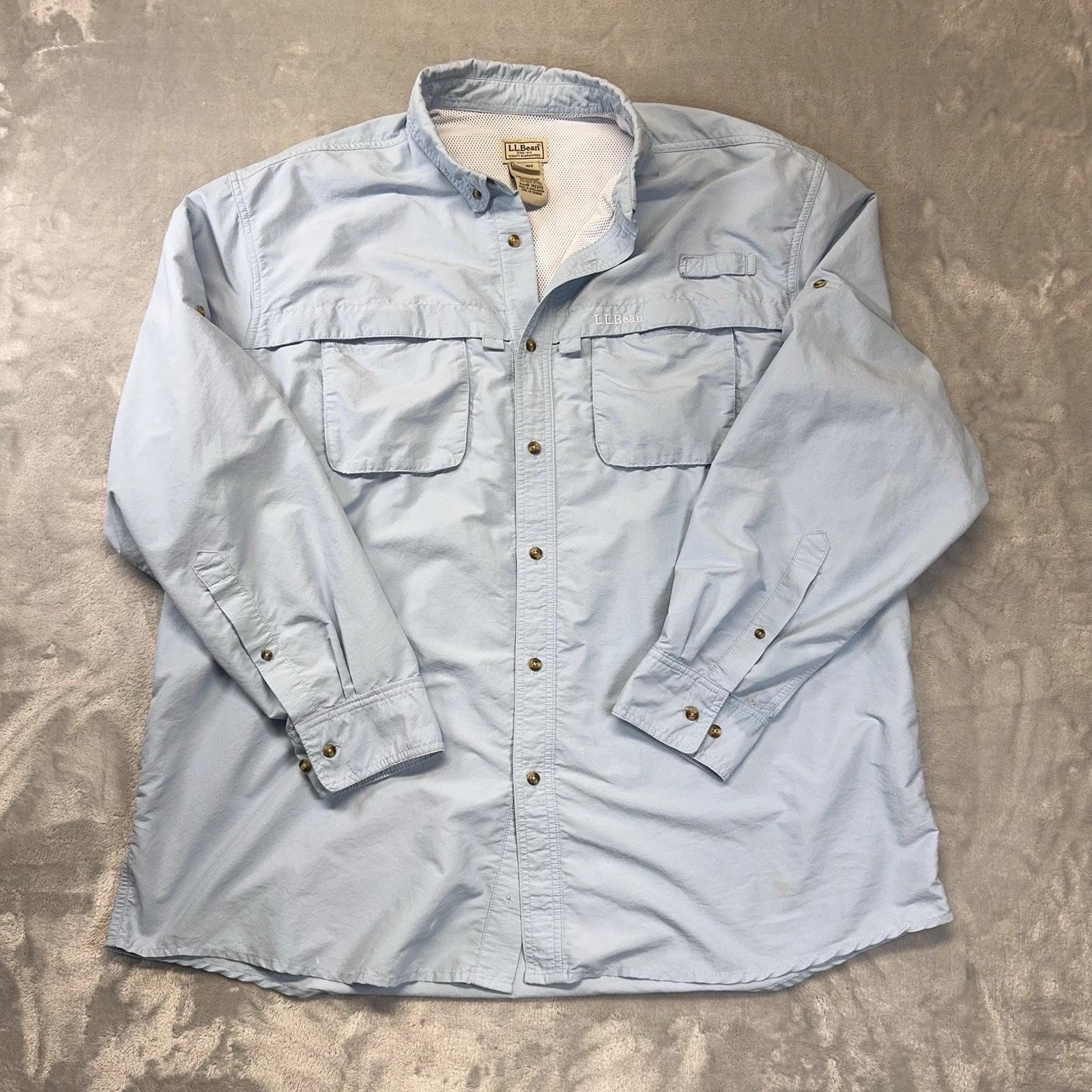 LL Bean Men’s Blue 2XLarge Reg Vented Fishing Long Sleeve Button Up Shirt Stains
Opens in a new wind