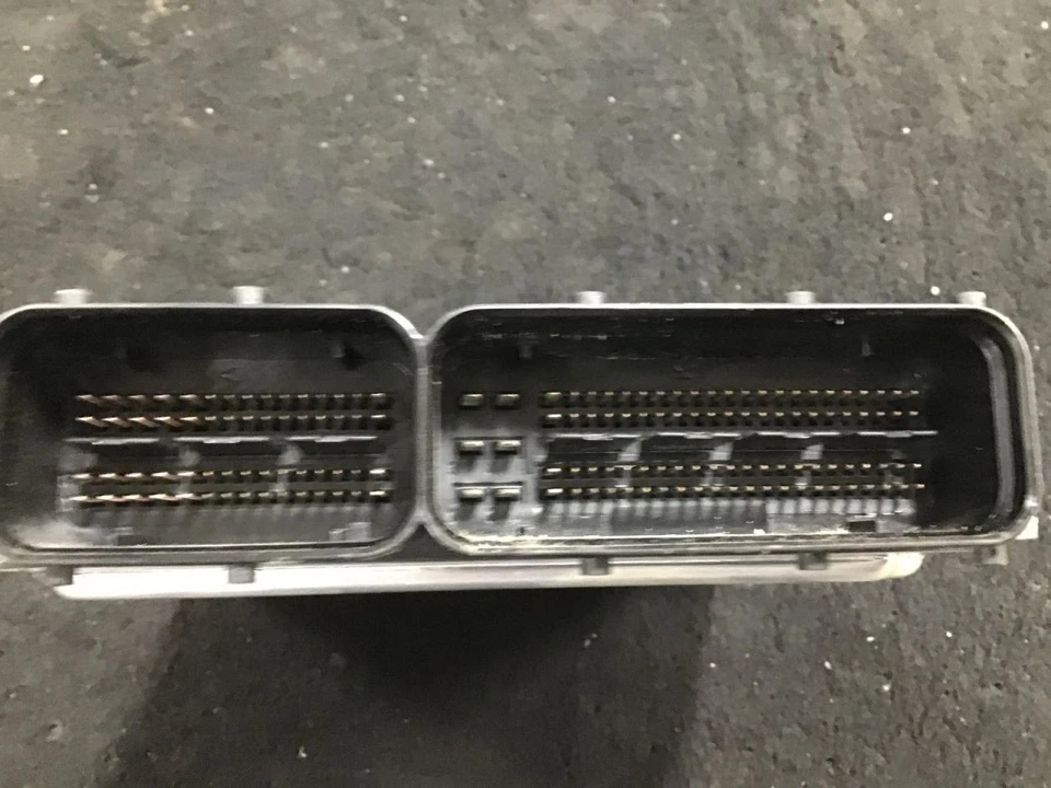 Módulo de control electrónico ECM del motor 4,2 L compatible con 11 AUDI S5 453951 Foto 2 de 4