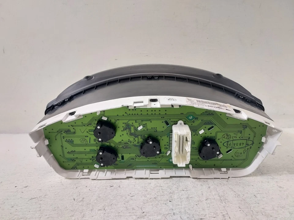 Grupo de velocímetro Mitsubishi Galant Speedo 2007 87 k millas OEM LKQ Foto 2 de 4