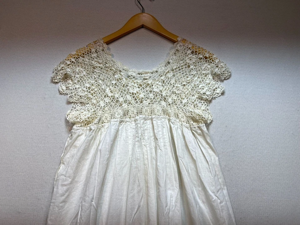 Camisón sin mangas blanco liso de encaje floral de ganchillo sin marca para mujer Foto 3 de 4